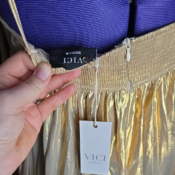 Vici Gold Maxi Dress - Picture 5 of 6